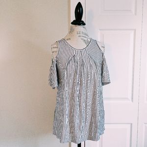 🌵Anthropologie - pinstriped blouse